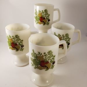 Set of 4 vintage Corning Spice of Life Footed Coffee Mugs